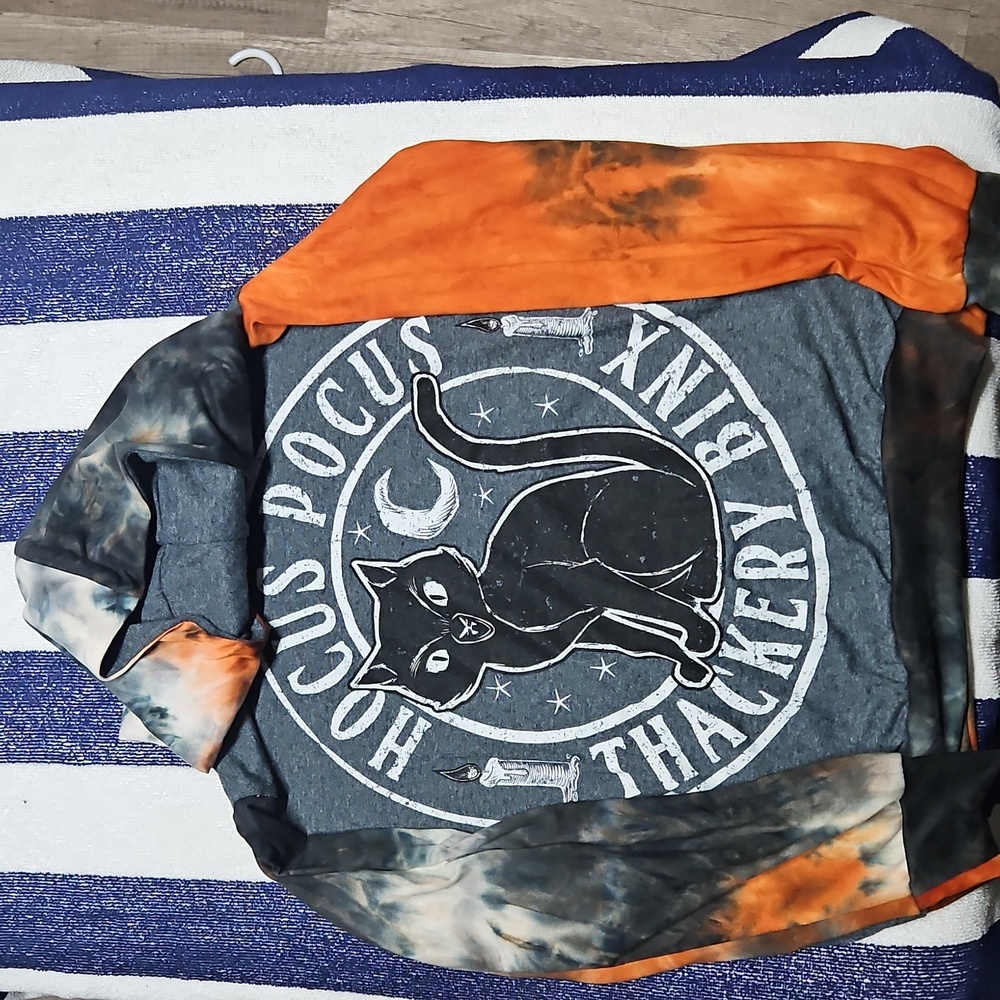Hocus Pocus Thackery Binx Hoodie